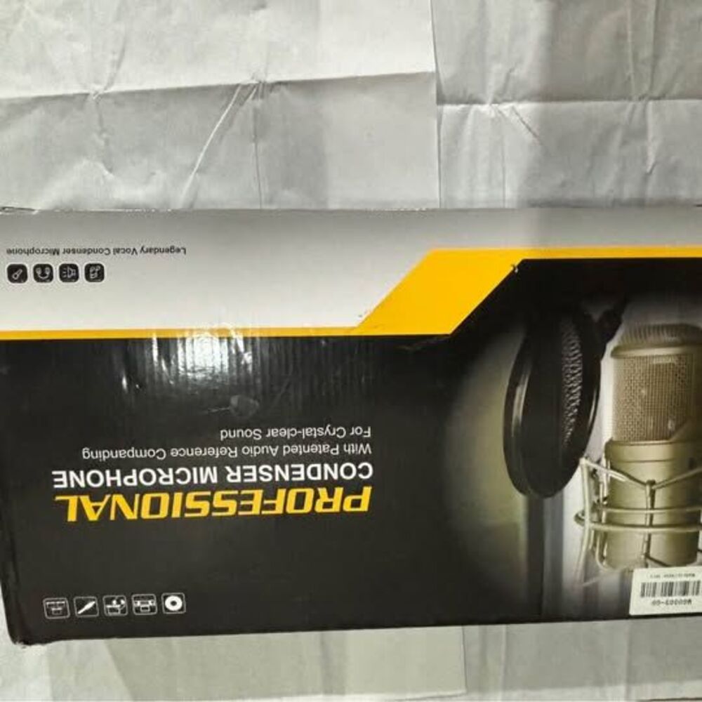 Professional Condenser Microphone Kit V8S Sound Card Boom Arm Pop Filter